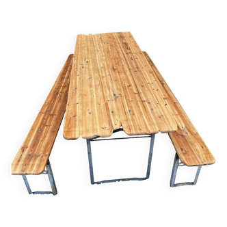 Guinguette table and benches
