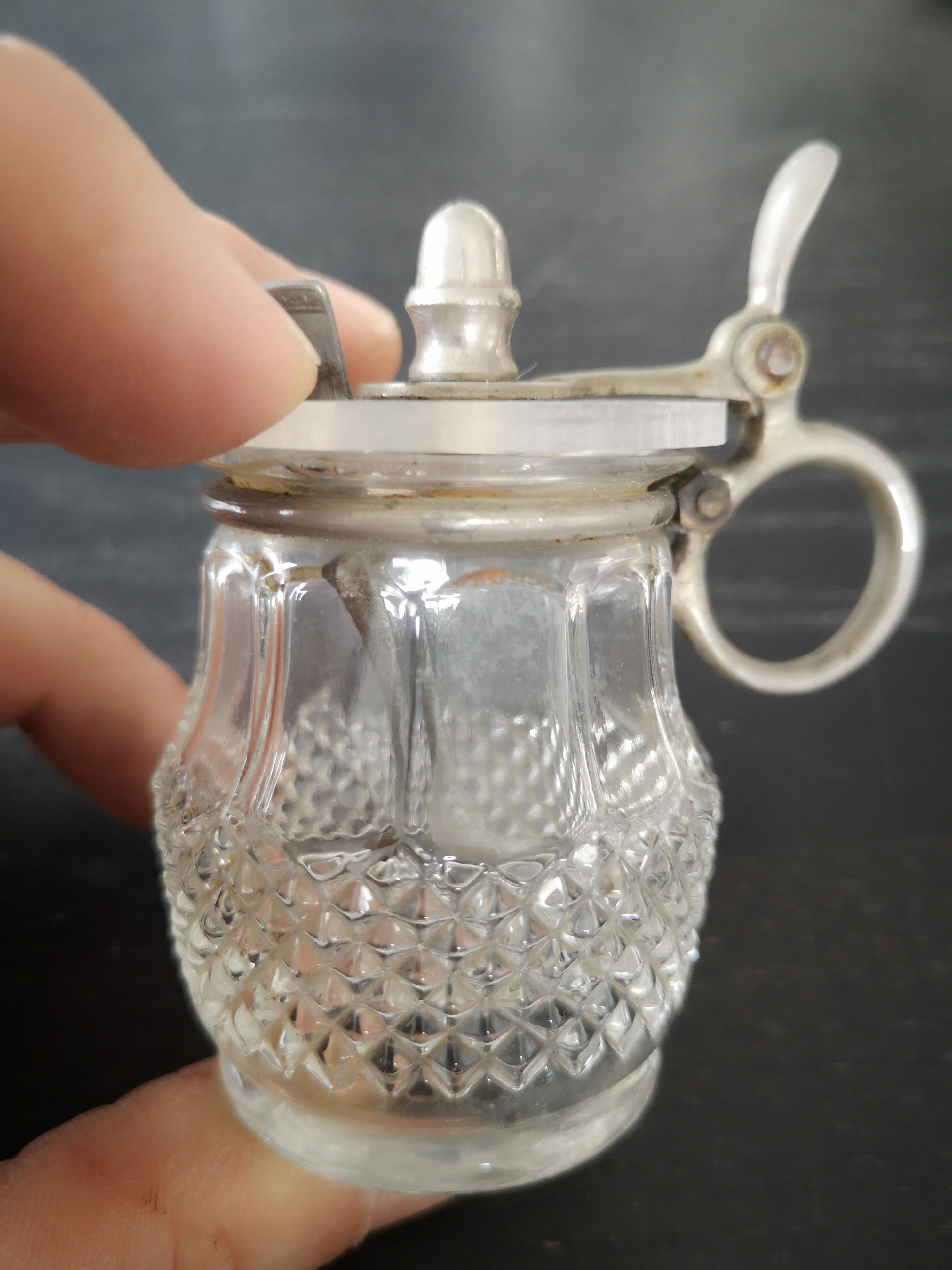 Salt, poivier, mustard with spoons