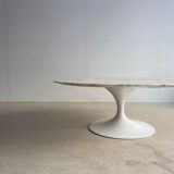 Large marble coffee table by Eero Saarinen for knoll