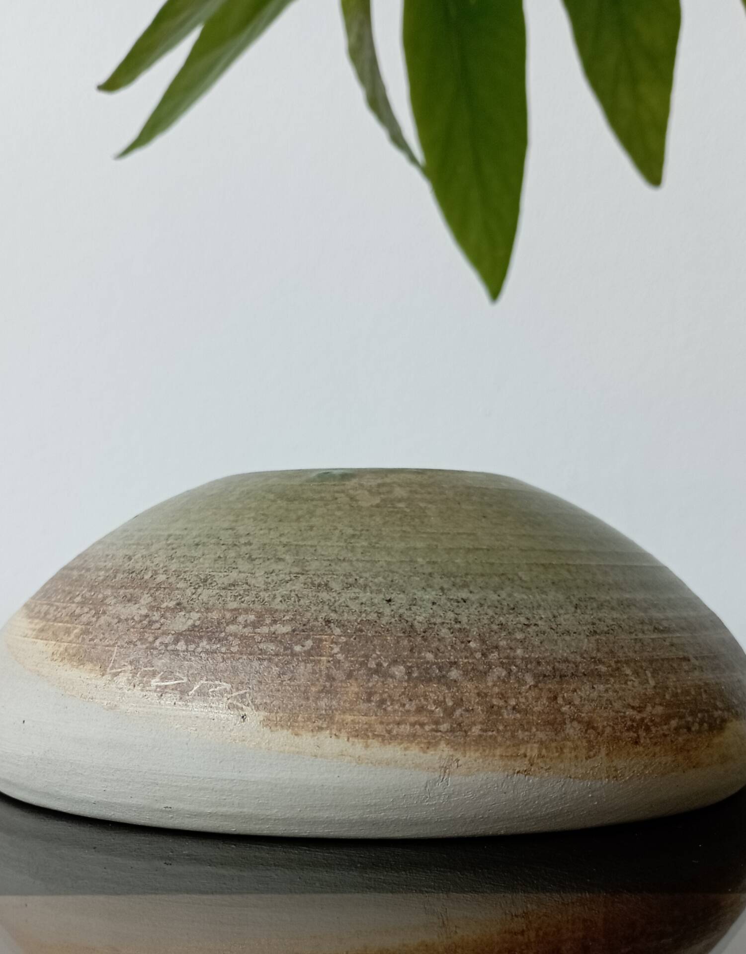 Vintage studio pottery signed - Variegated green and raw earth