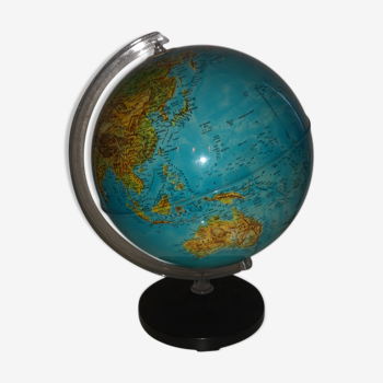 Jacqueline Levi Spivakoff Globe Lamp