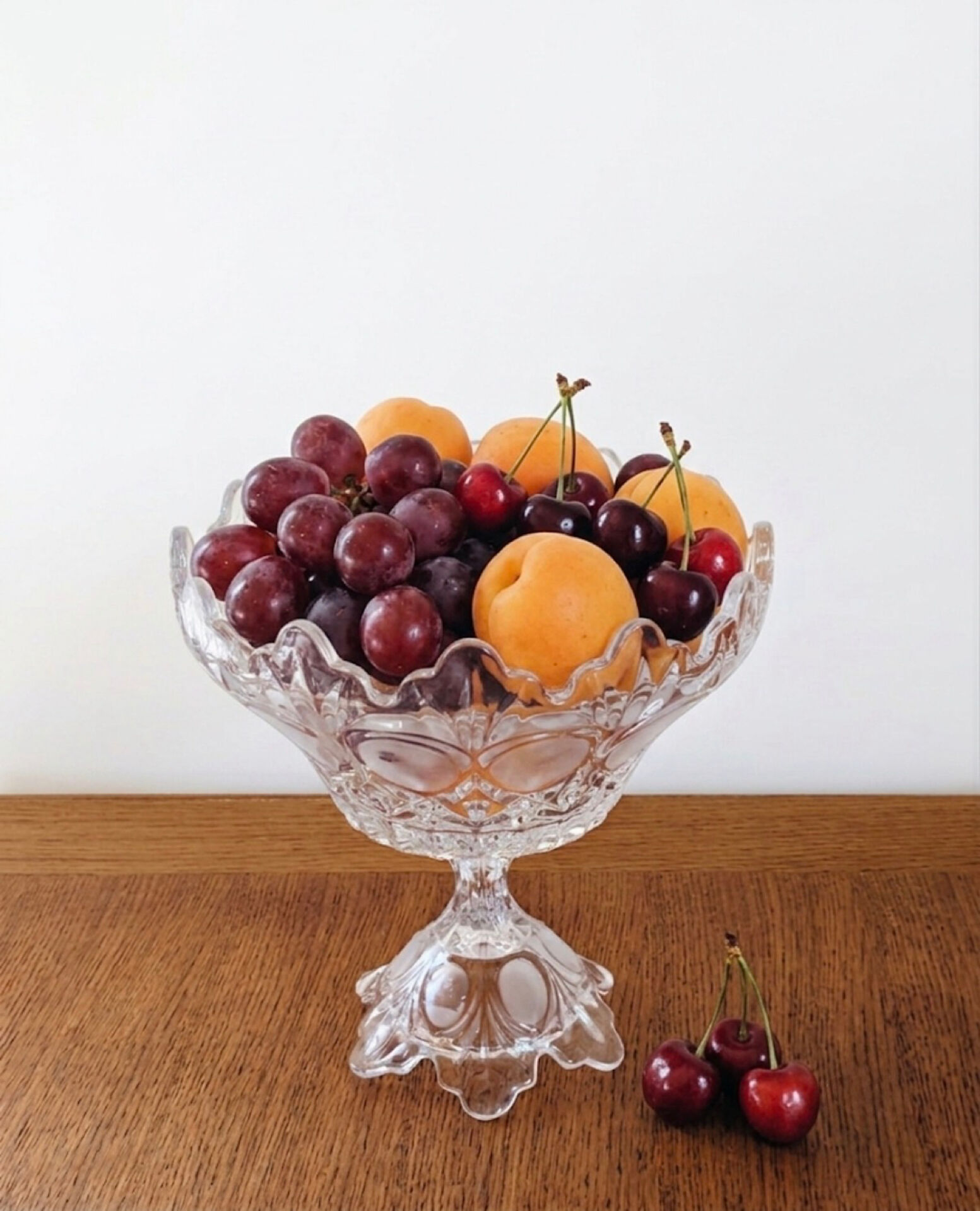 Large Bohemian crystal fruit bowl - 1950s