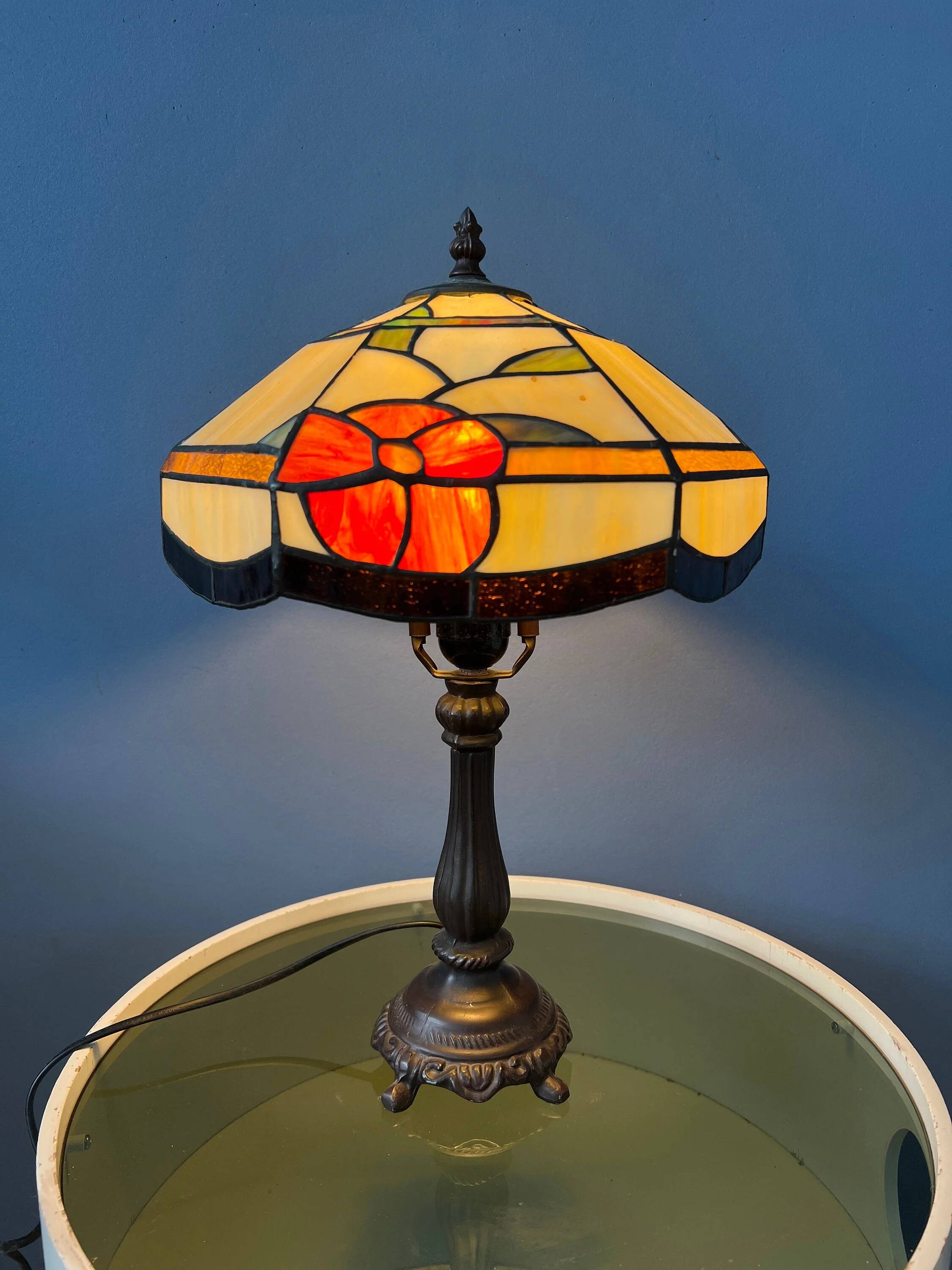 Lampe de table style Tiffany en vitrail, Art déco
