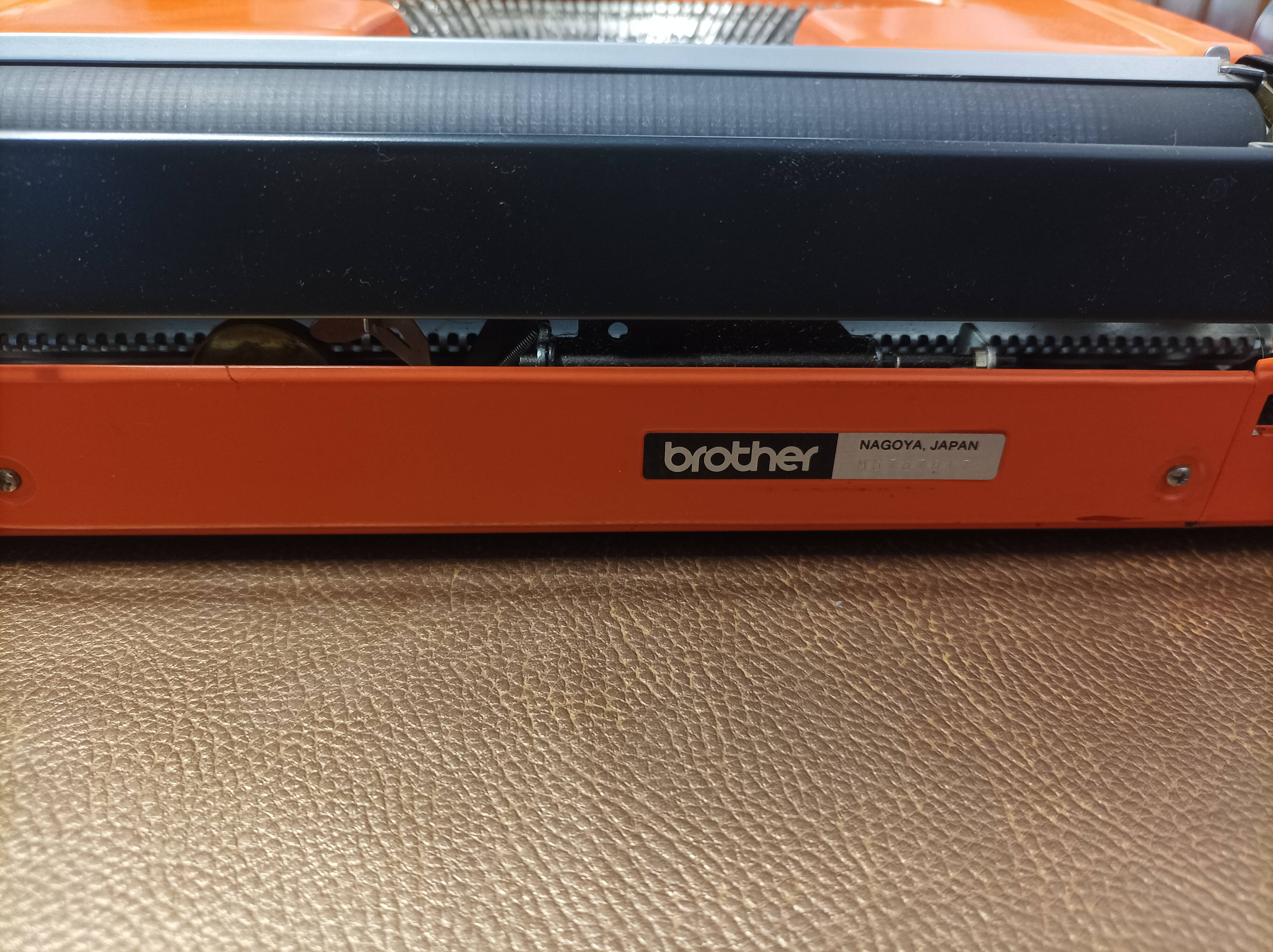 Orange Brother 210 typewriter (missing Logo)