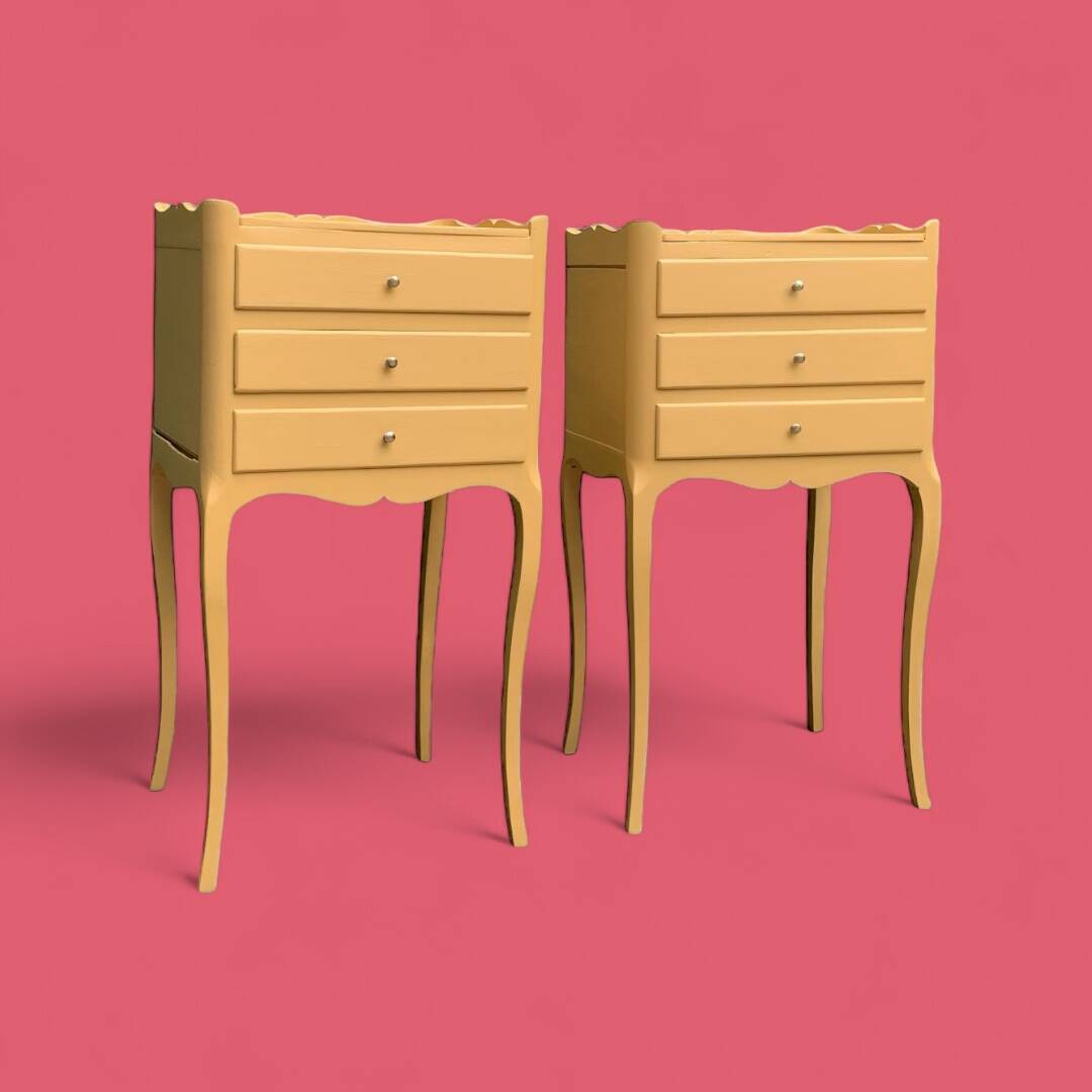 Pair of vintage Louis XV style bedside tables