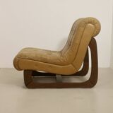 Fauteuil en cuir camel  année 60.