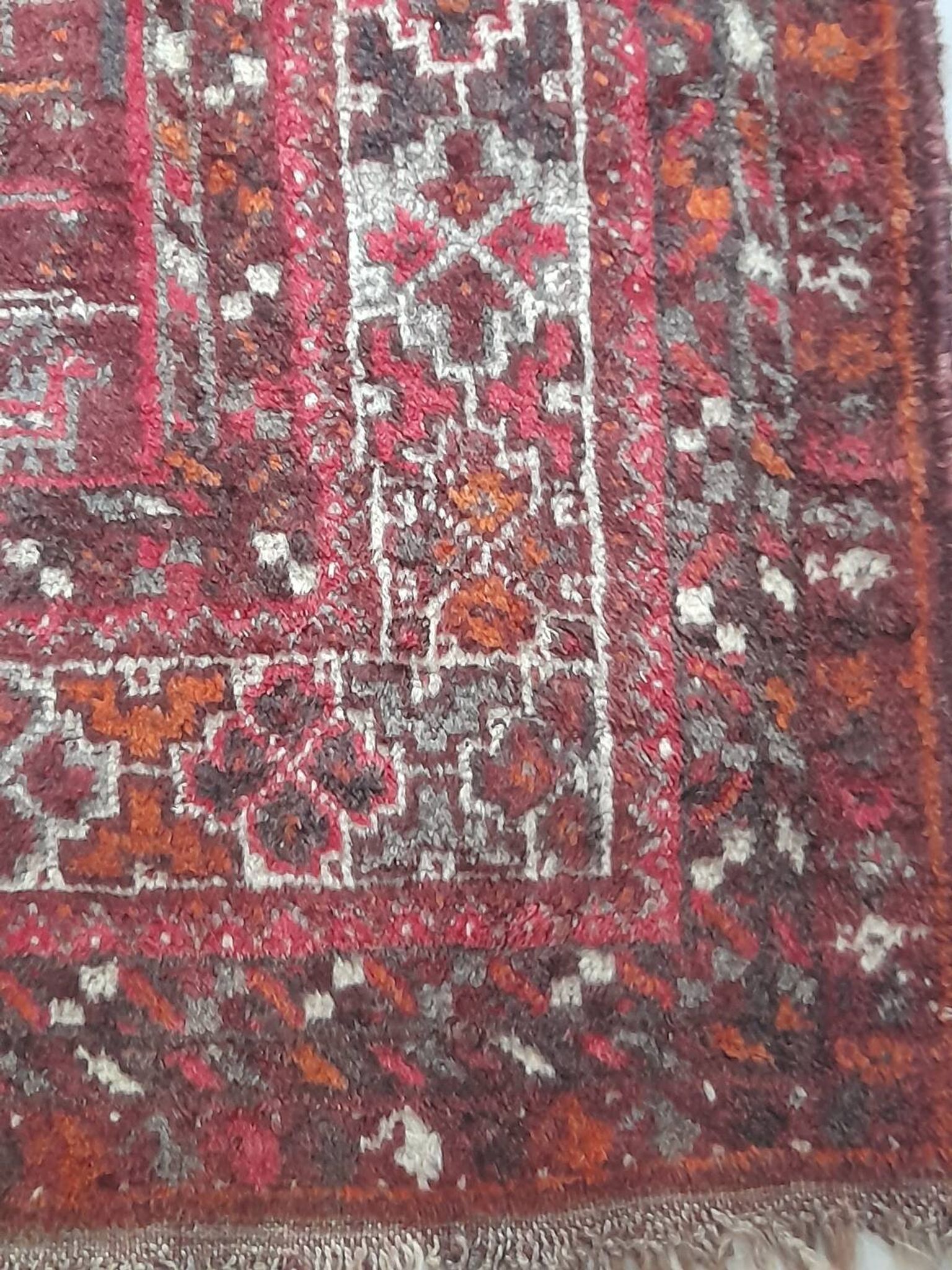Grand Tapis Tribal Qashqai (Iran) – 343 x 237 cm
