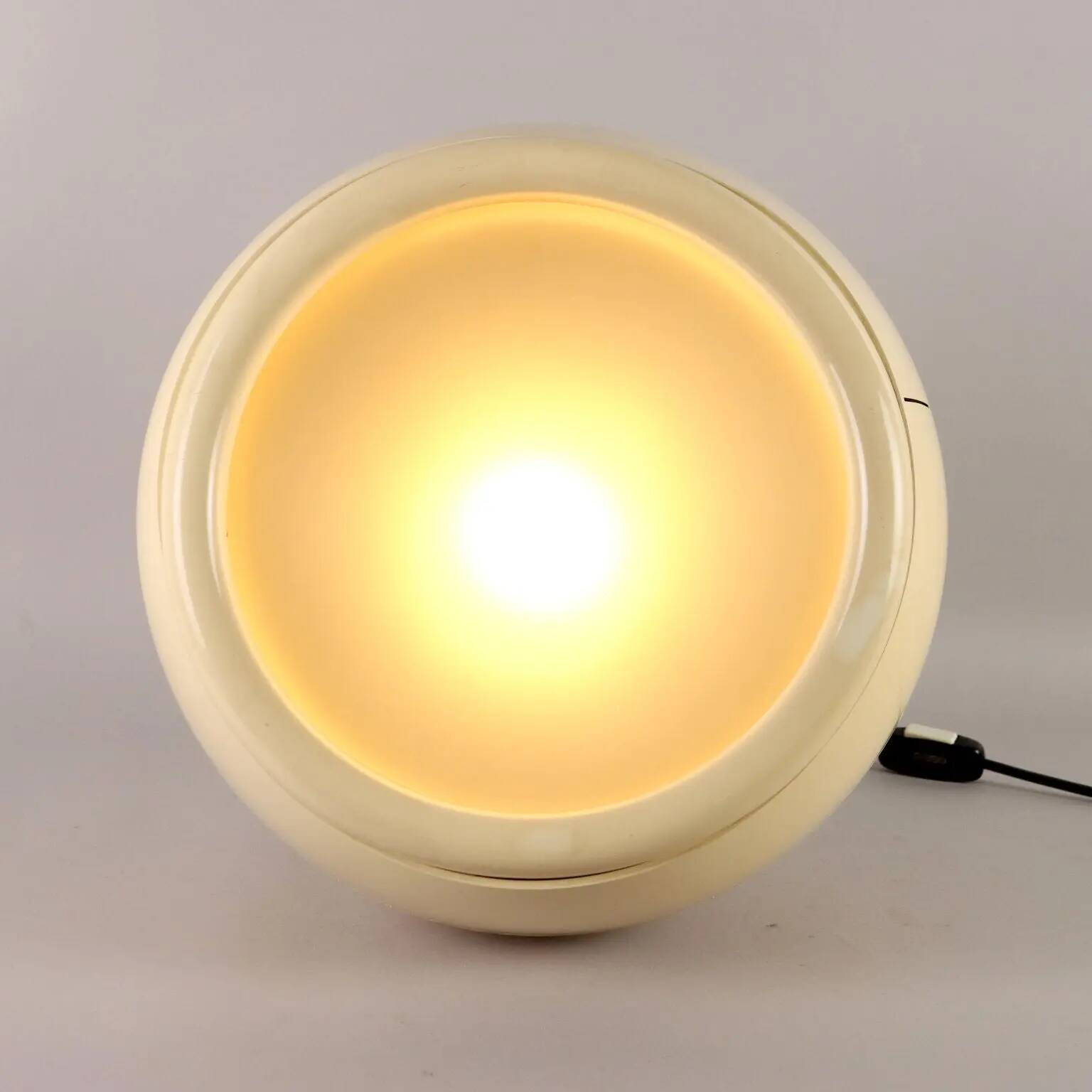 Pallade lamp by Artemide Design Studio, vintage 1970s.