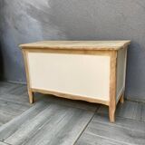 Vintage toy chest with removable heart