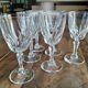 Lot de 6 verres à liqueur ou à porto sur pied vintage en verre moulé