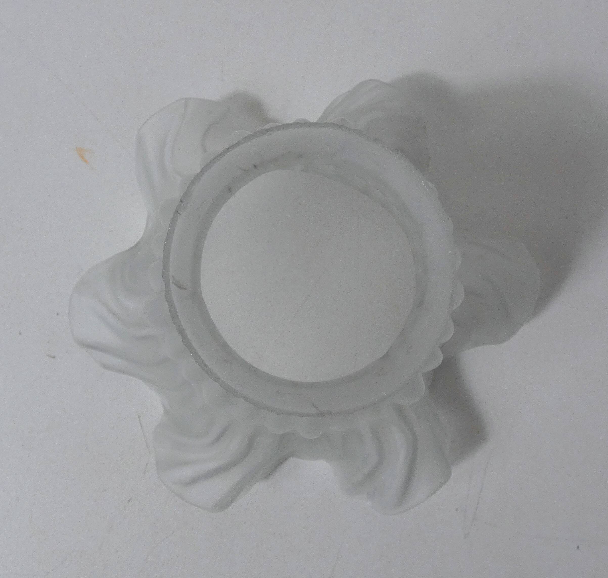 Ancienne tulipe en pate de verre