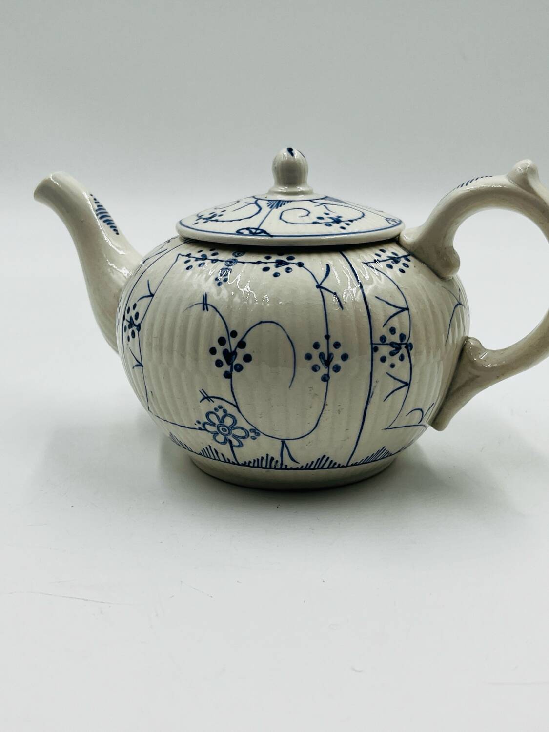 Sarreguemines tea service