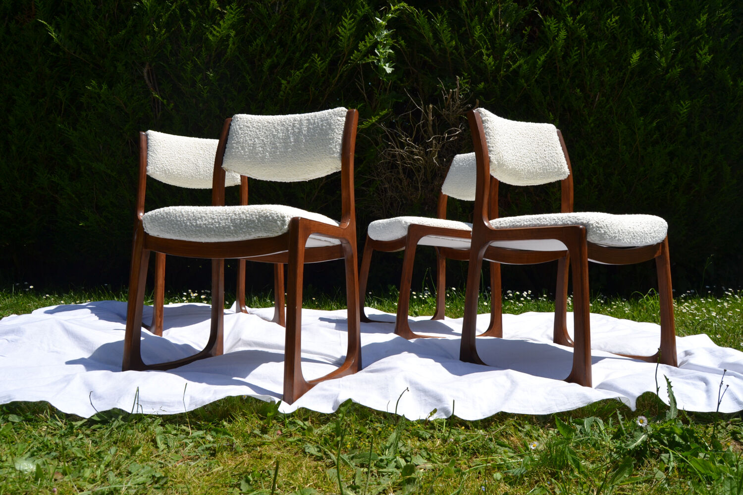 4 Baumann sleigh chairs