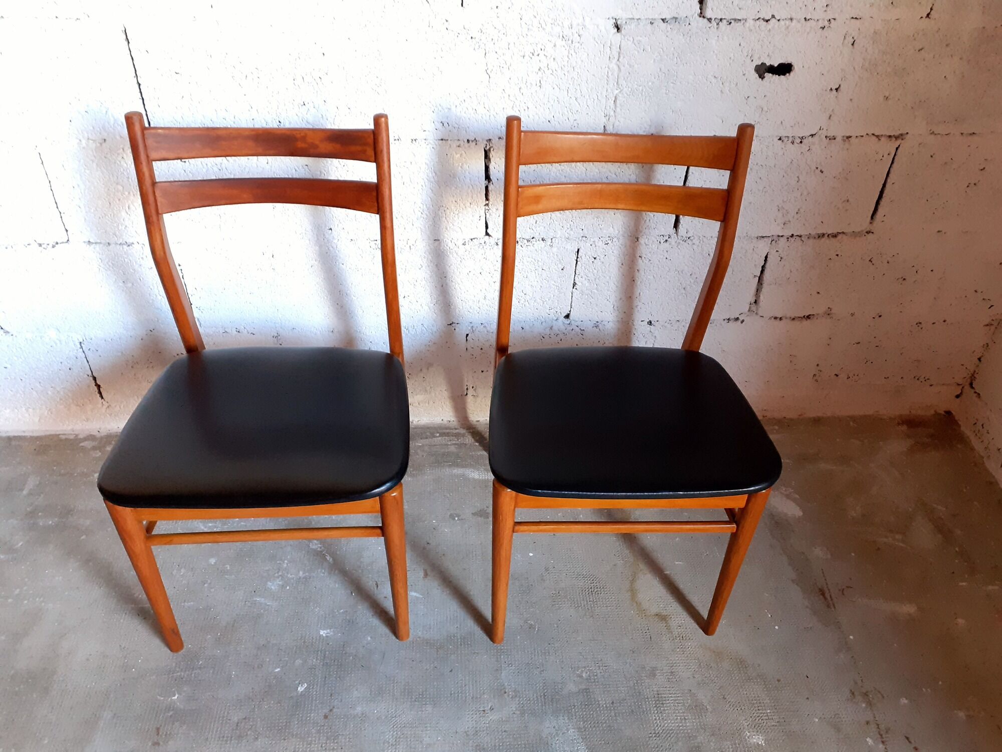 Pair of vintage Scandinavian chairs in teak 50s 60s