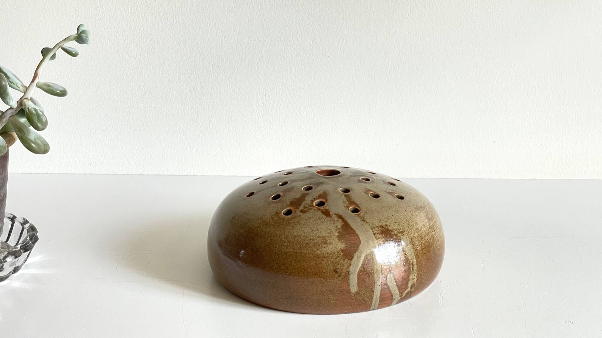 Vintage ceramic flower vase