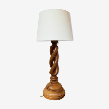 Twisted wooden lamp