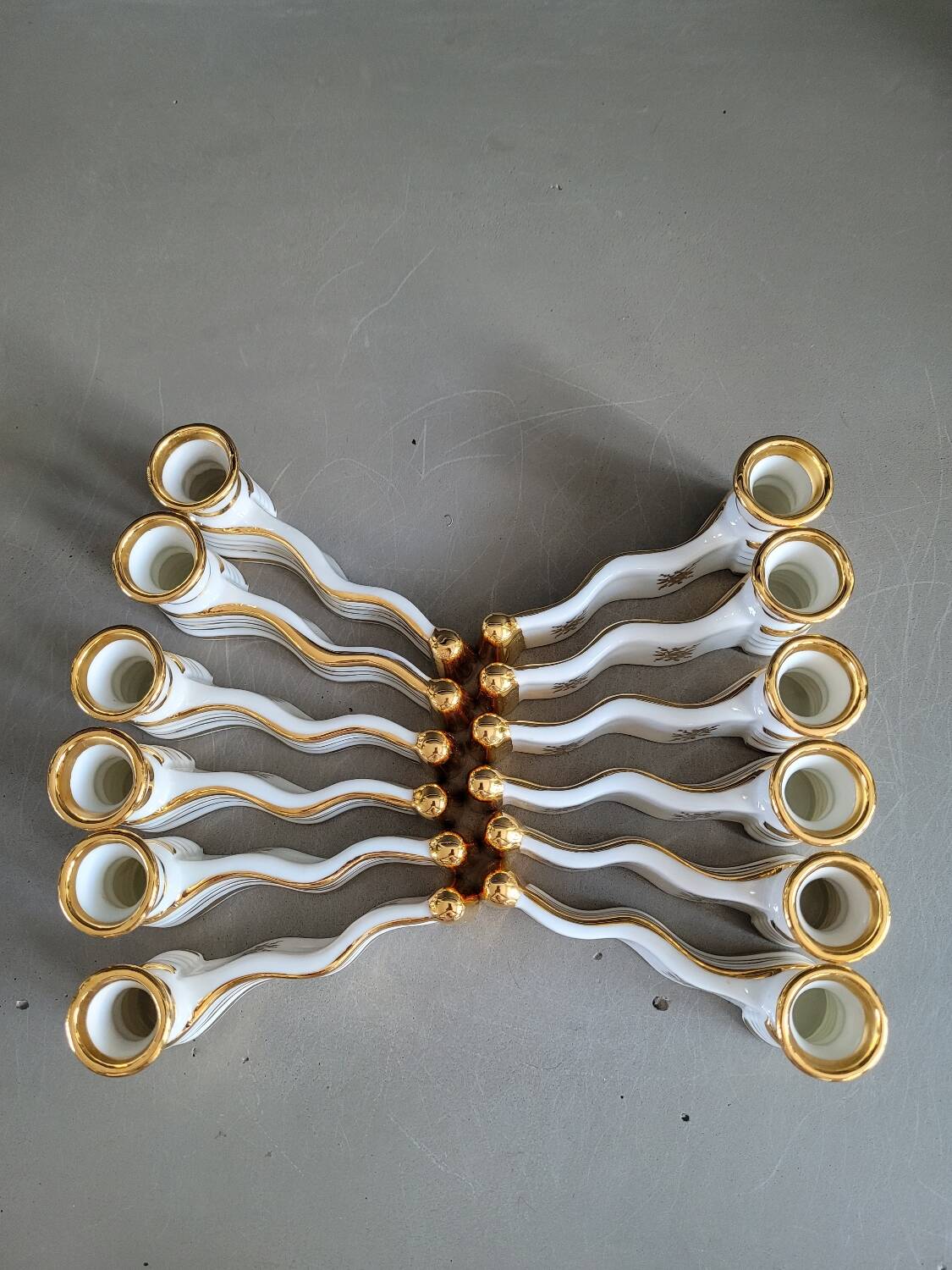 12 Limoges art porcelain knife rests in their case