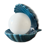 Vintage shell lamp