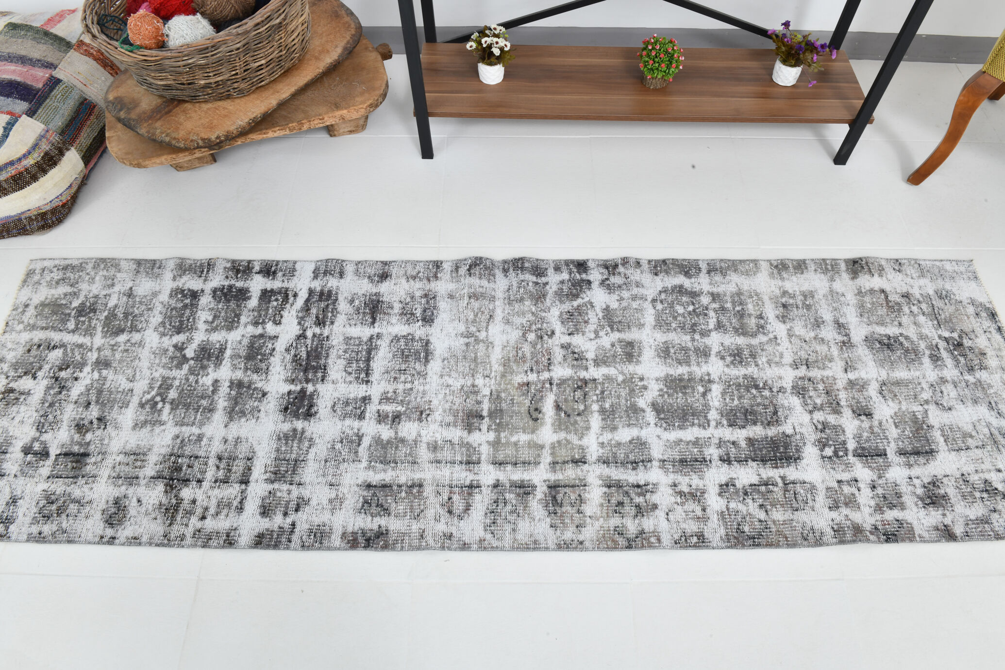 Short vintage runner rug 70x234cm