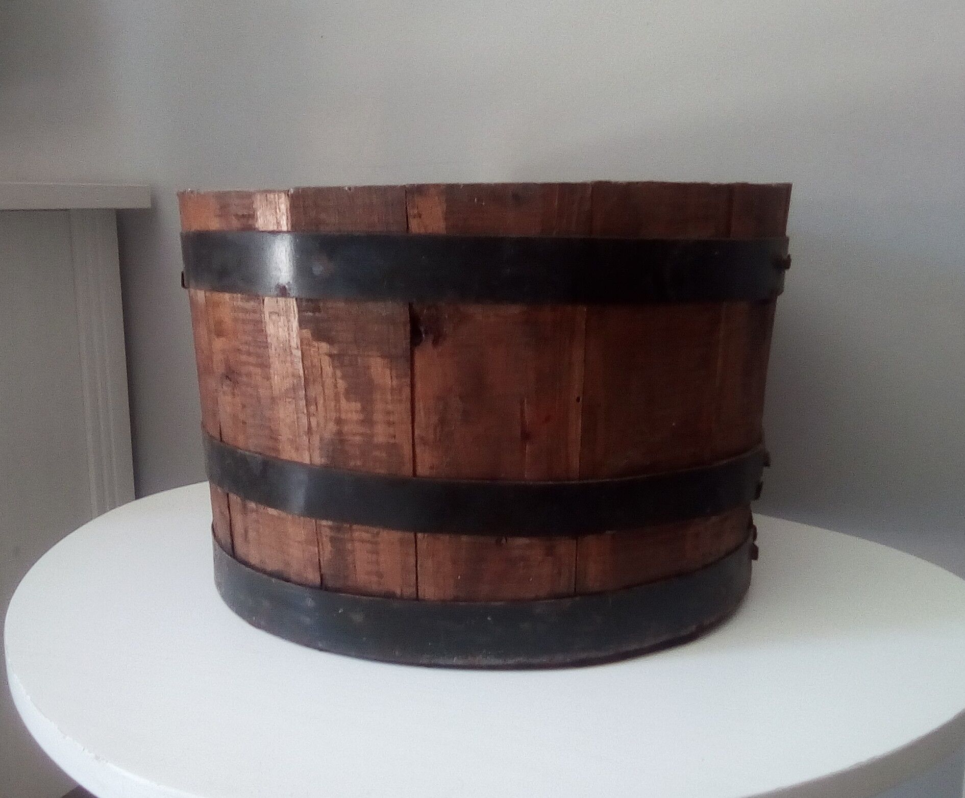 Old oak and wrought iron pot 1900/1920