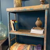 Green patinated teak floor