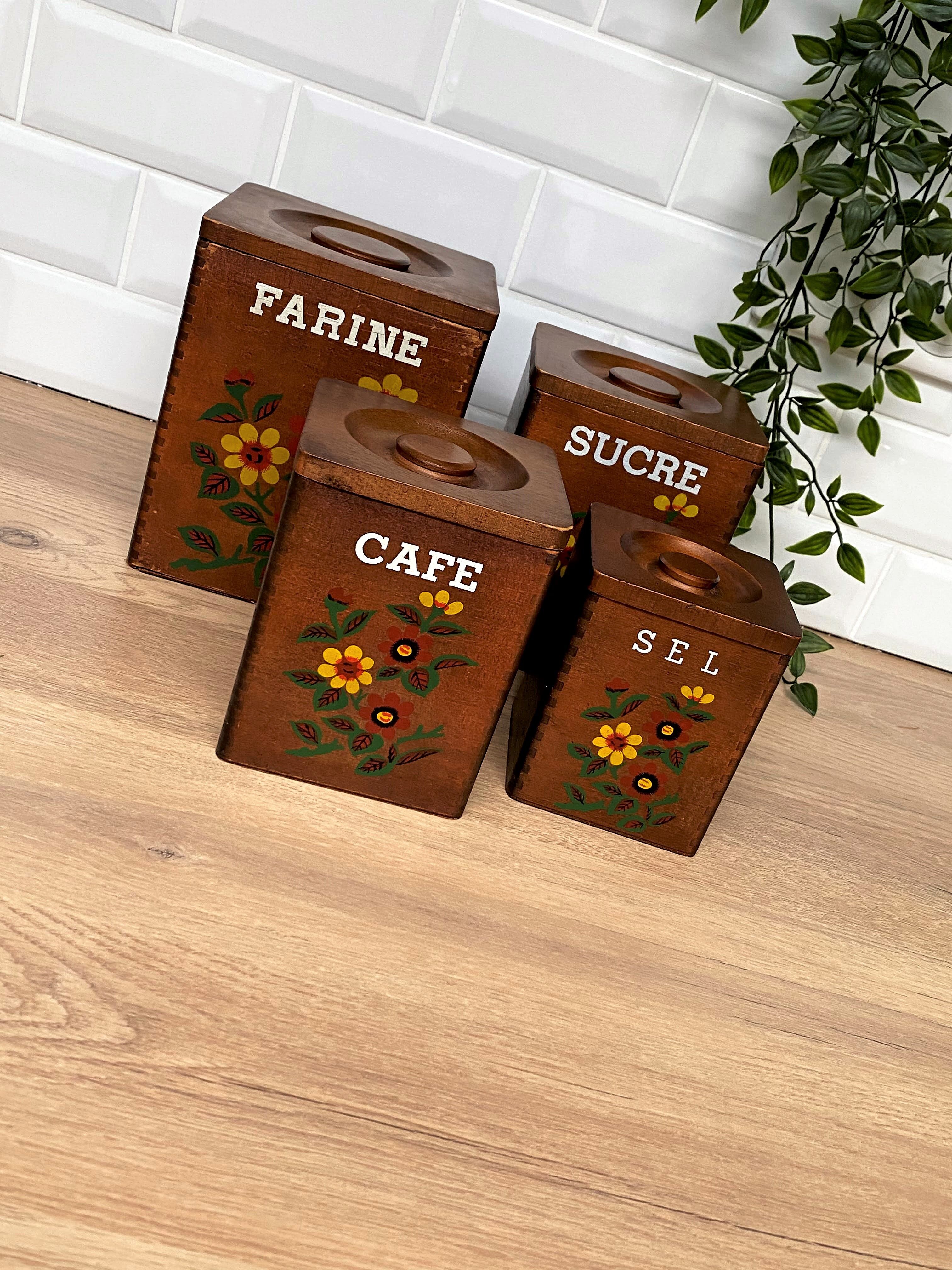 Série de 4 pots à épices en bois