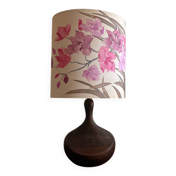 brutalist lamp in carved wood