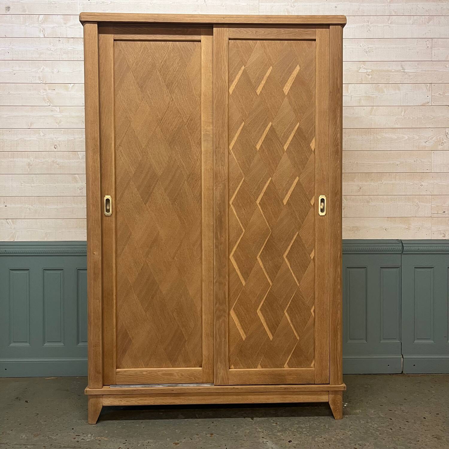 Vintage oak sliding wardrobe