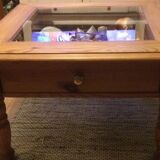 Table basse vitrine avec tiroir