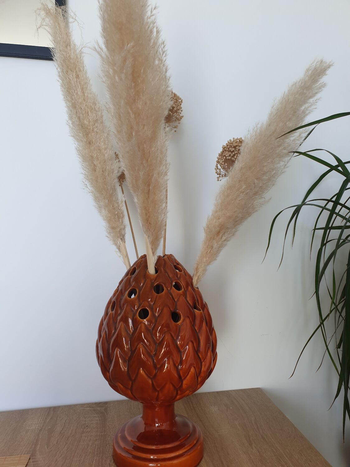 Ceramic artichoke vase
