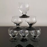 6  petits verres à pieds rétro fumé bordeaux