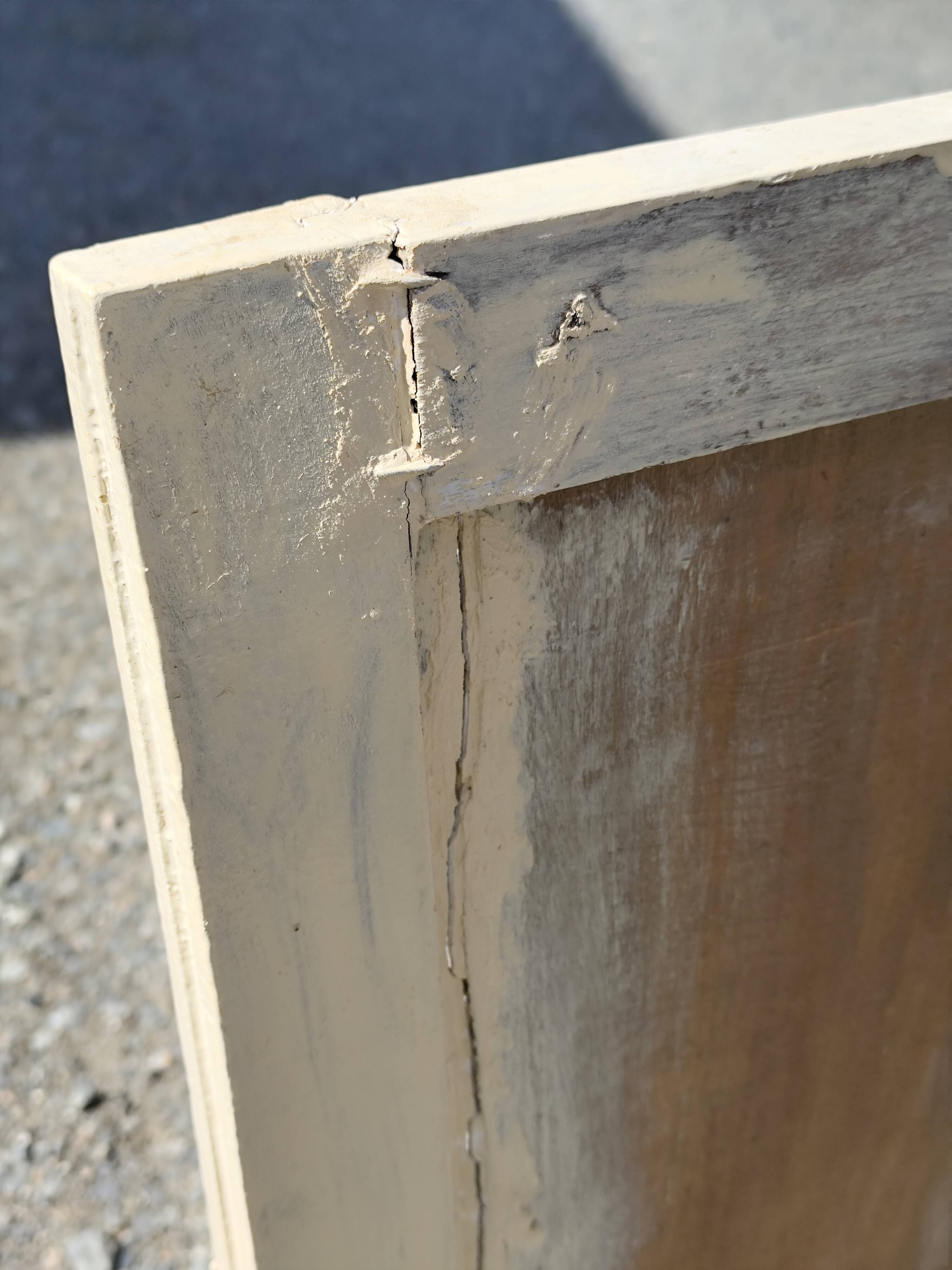 Small Parisian sideboard with one drawer and two doors, white lacquered