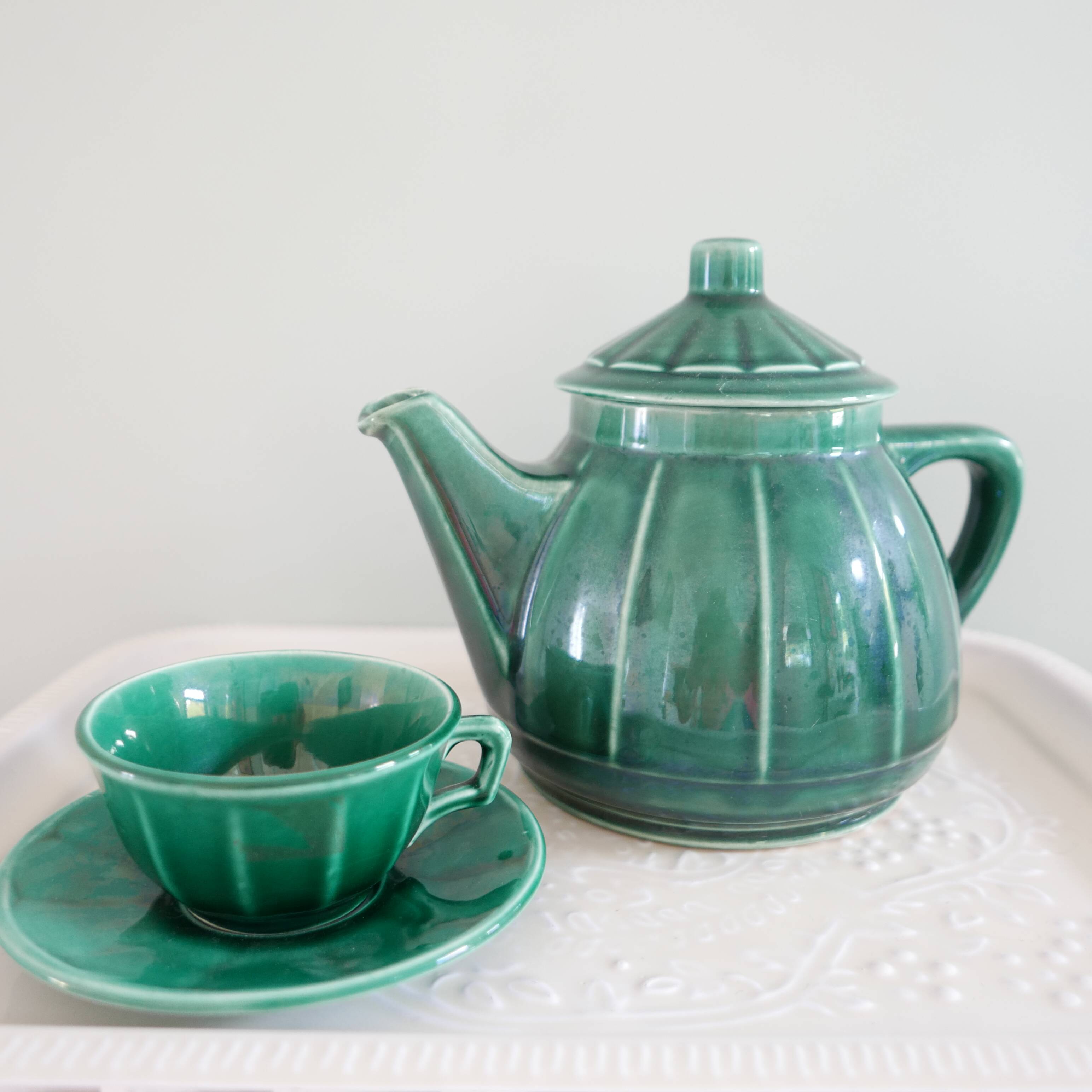 Tea set (teapot + cup & saucer) green glazed ceramic