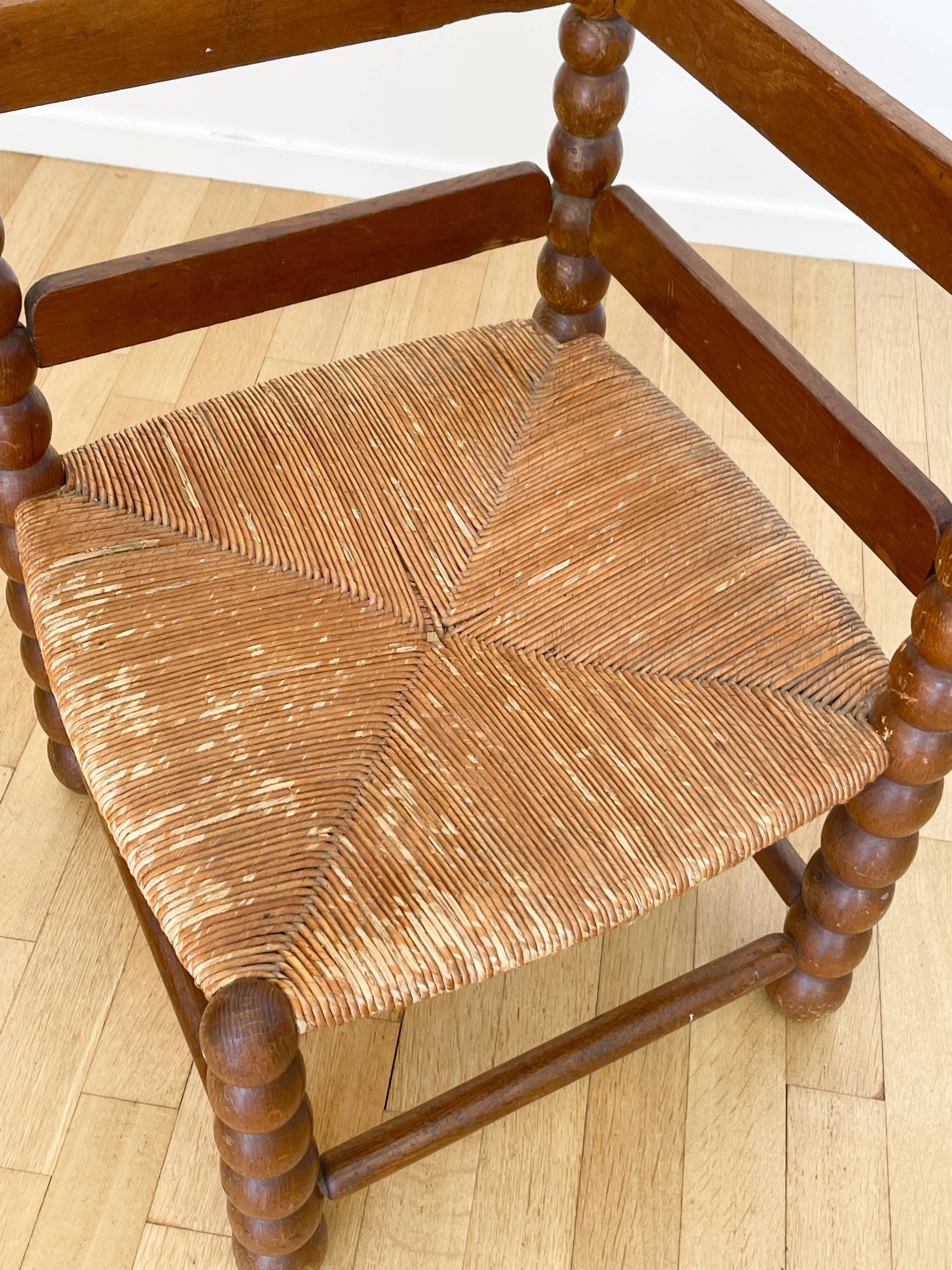 Beaded wood corner chair