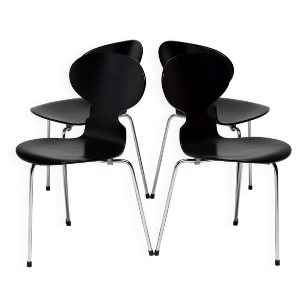Ensemble de quatre chaises 3100 ''Ant'' - Arne Jacobsen pour Fritz Hansen, Danemark