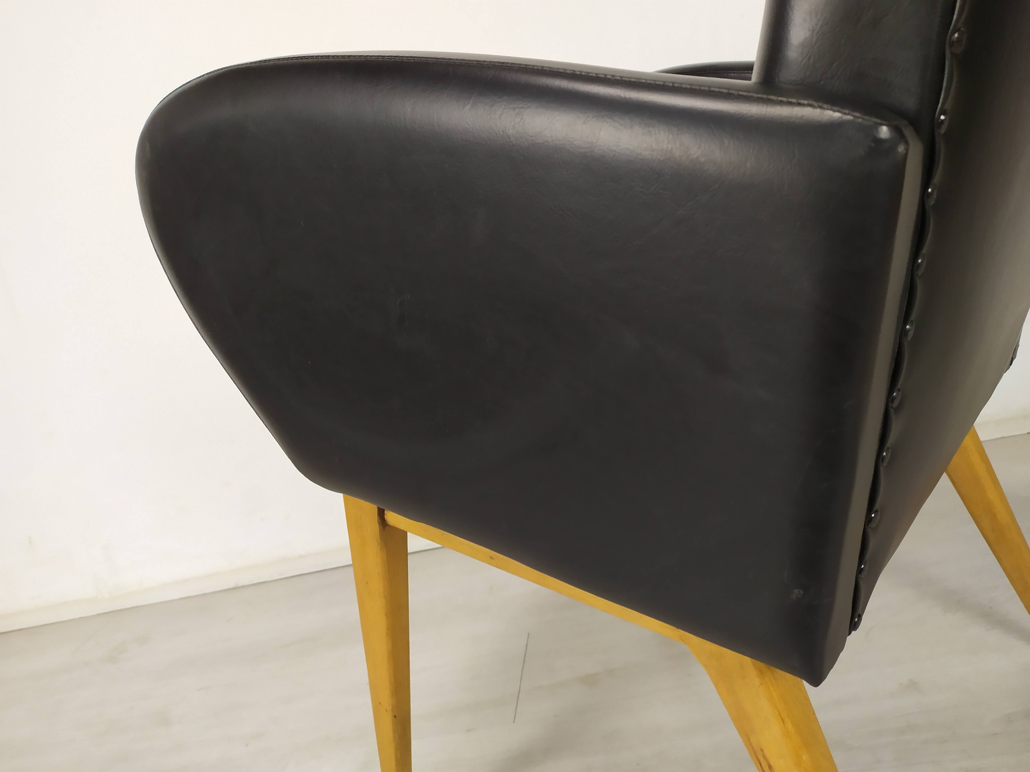 Vintage armchair skaï black