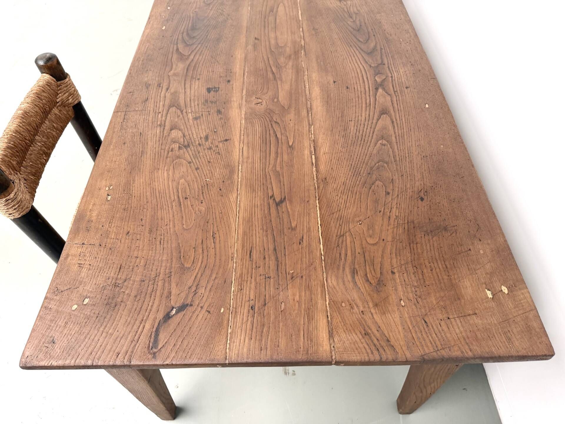 Solid oak farmhouse table, 1930s.