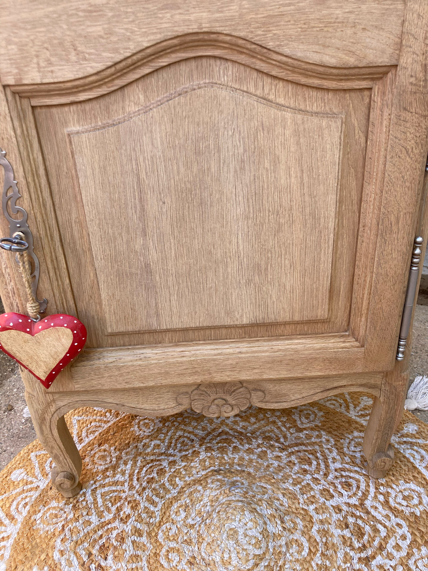 Superb rustic oak jam cupboard of top quality!!