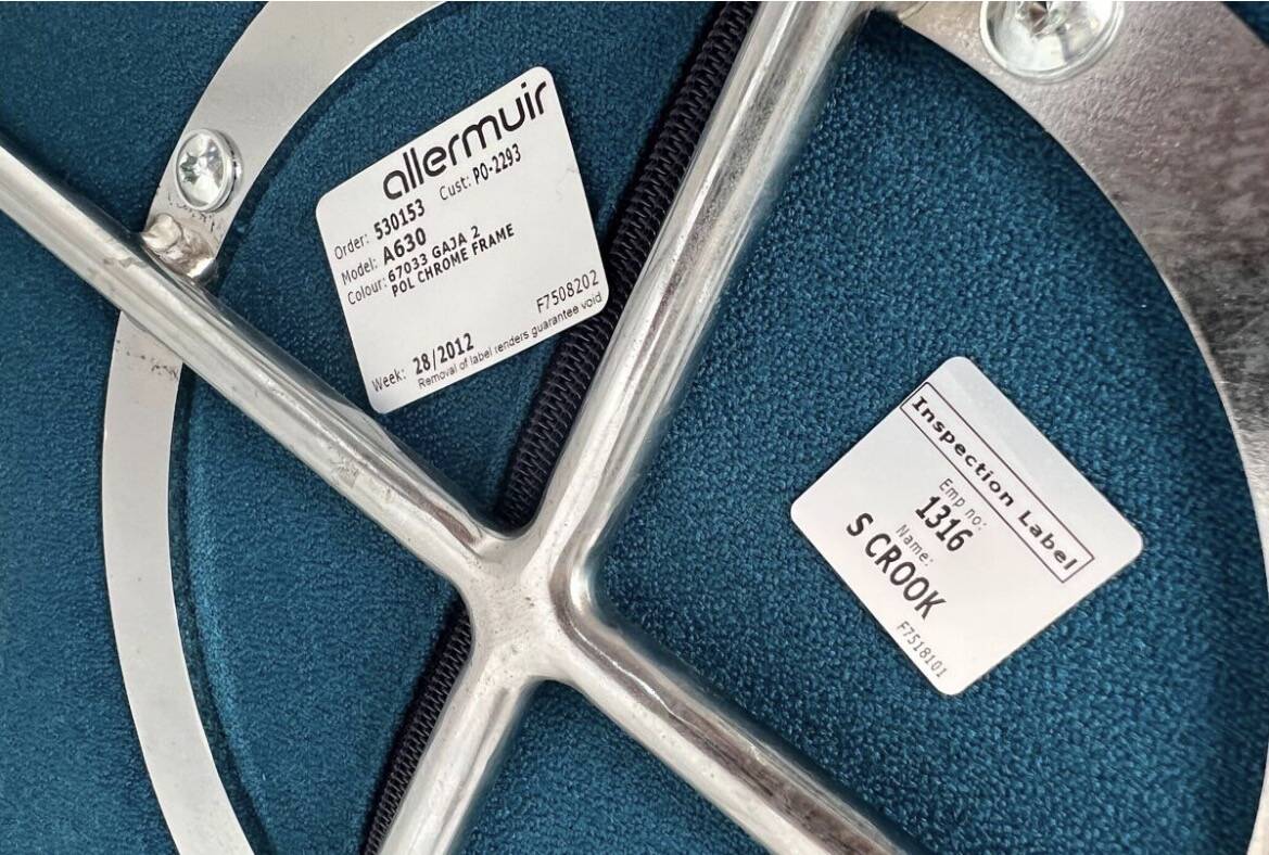 Fauteuil Allemuir UFO par Artifort, après 2000