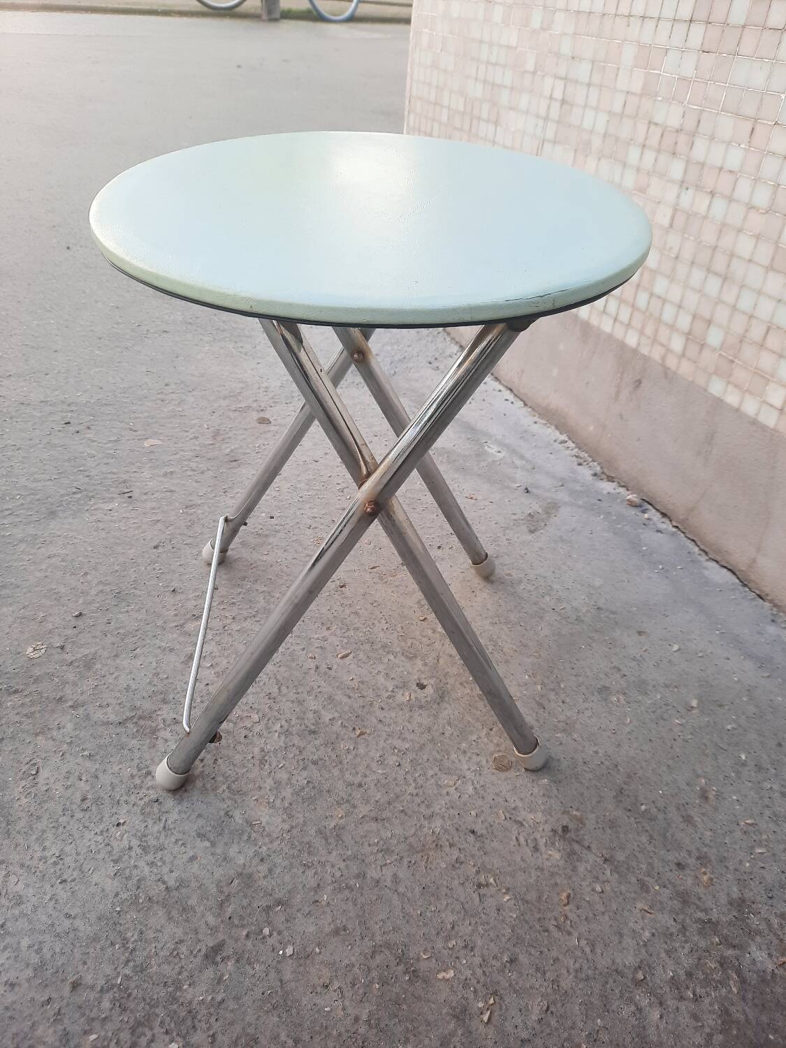 Industrial stool