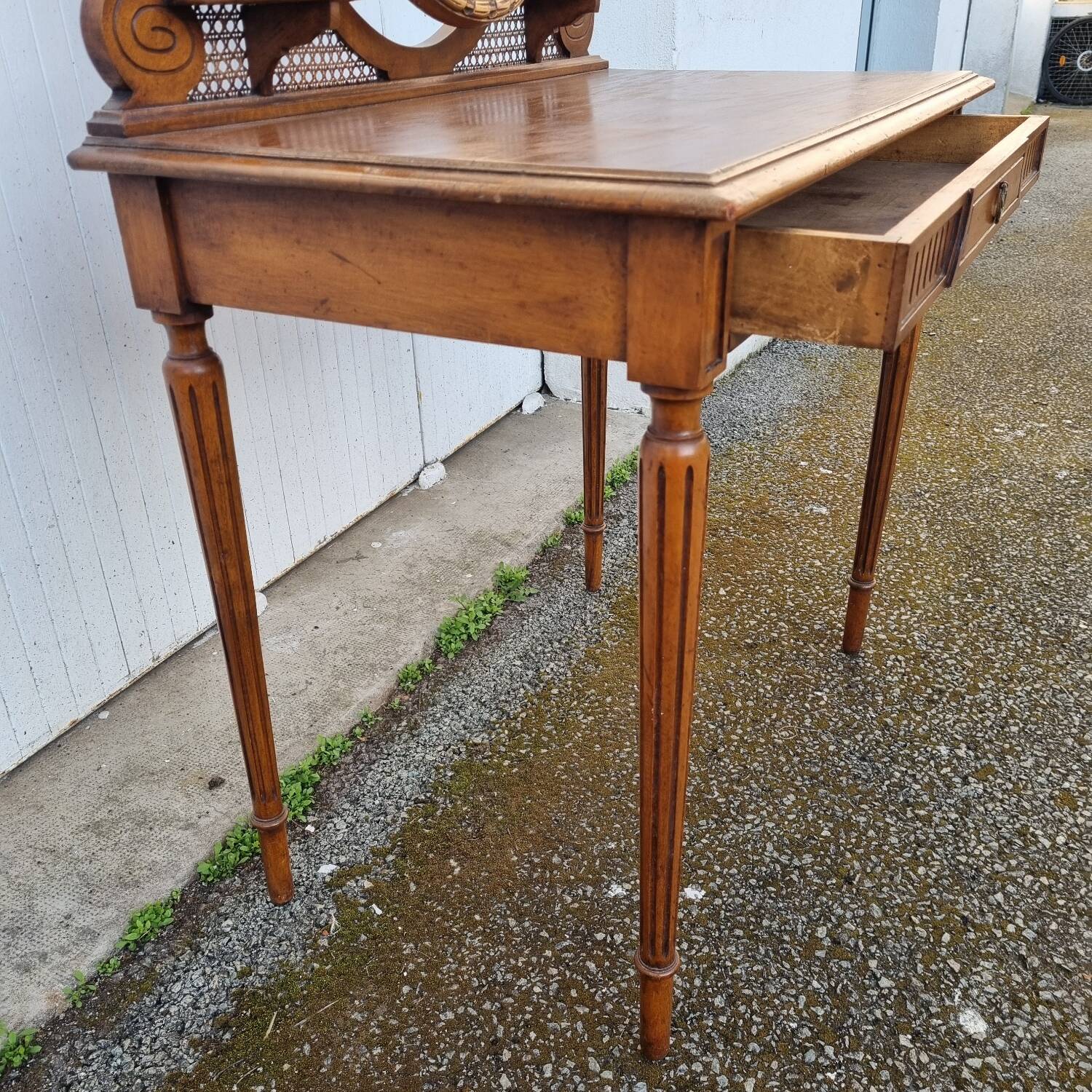 Louis XVI dressing table desk