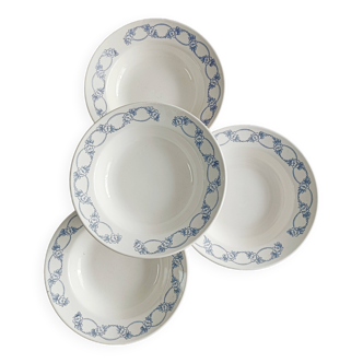 Lot de 4 assiettes creuses en faïence fleurie