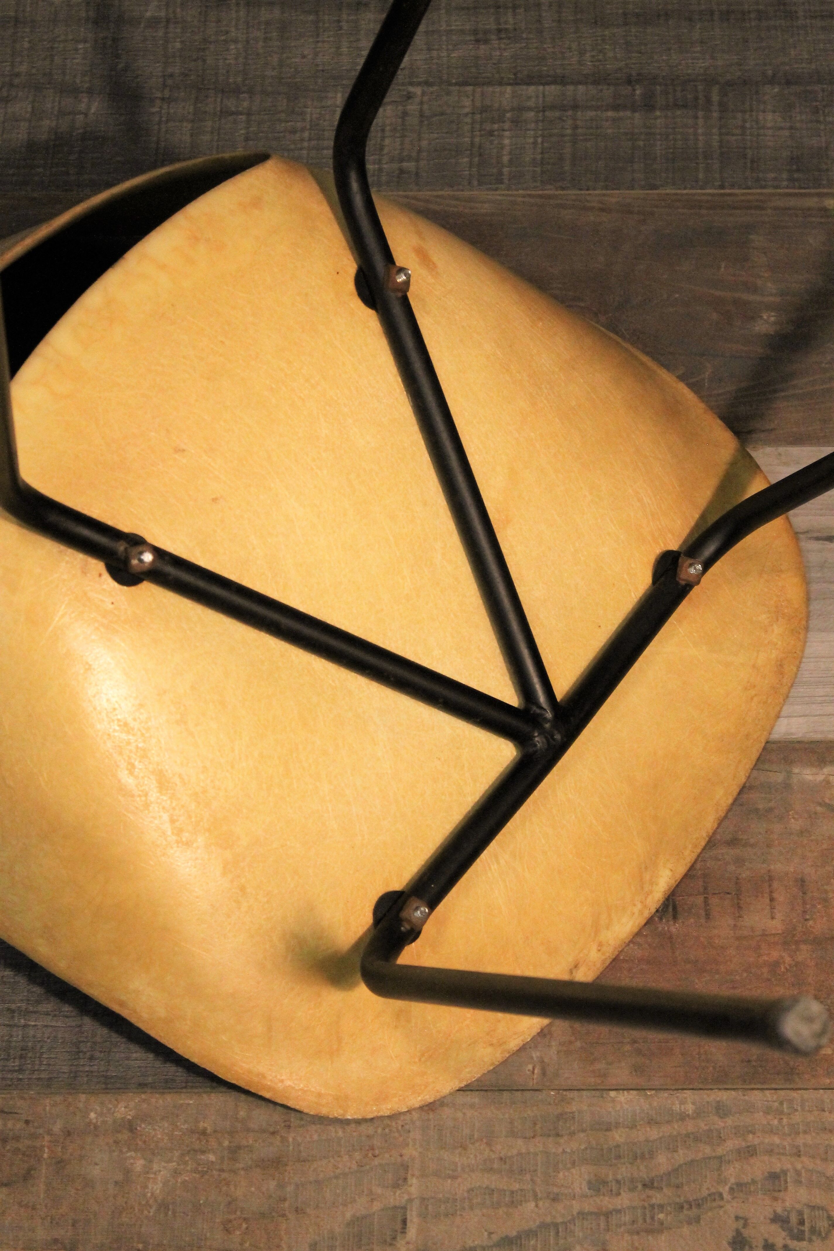 Chair "Tulipe" Guariche edition Steiner 1950s