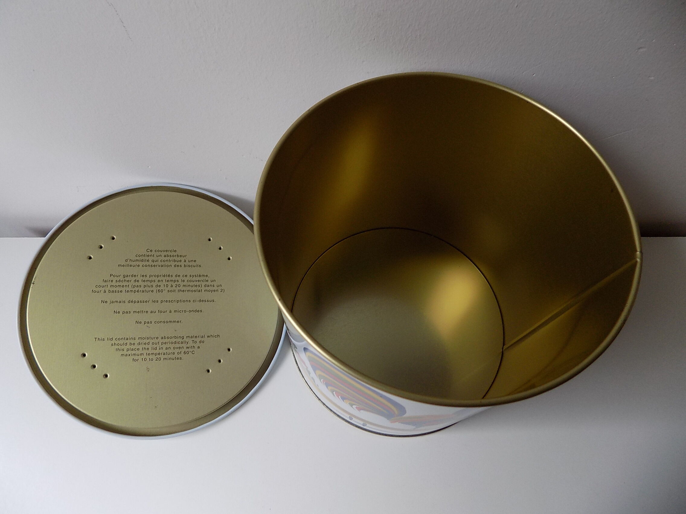 2 Metal boxes HB Henriot Quimper (16cm)