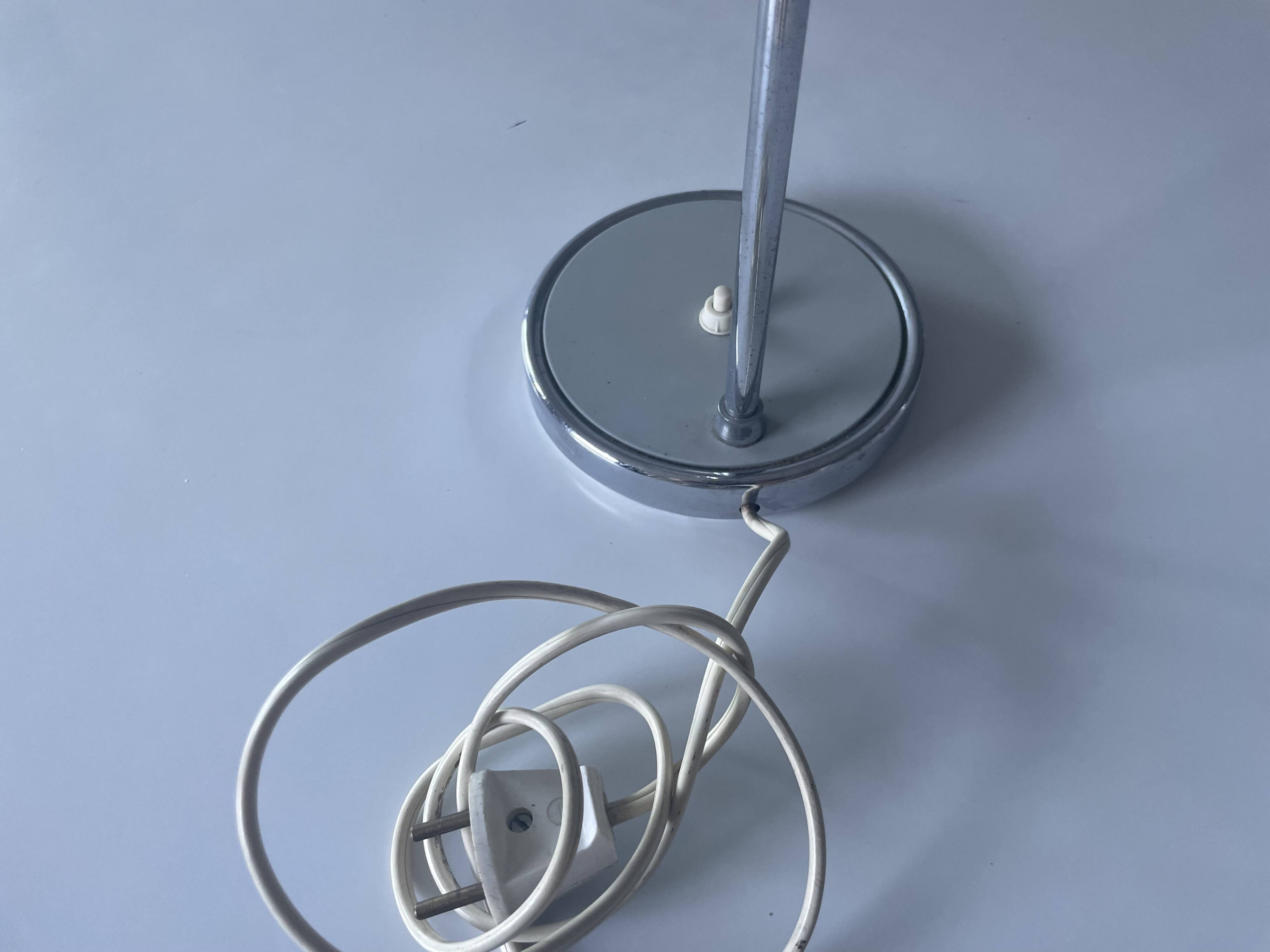 Workshop lamp