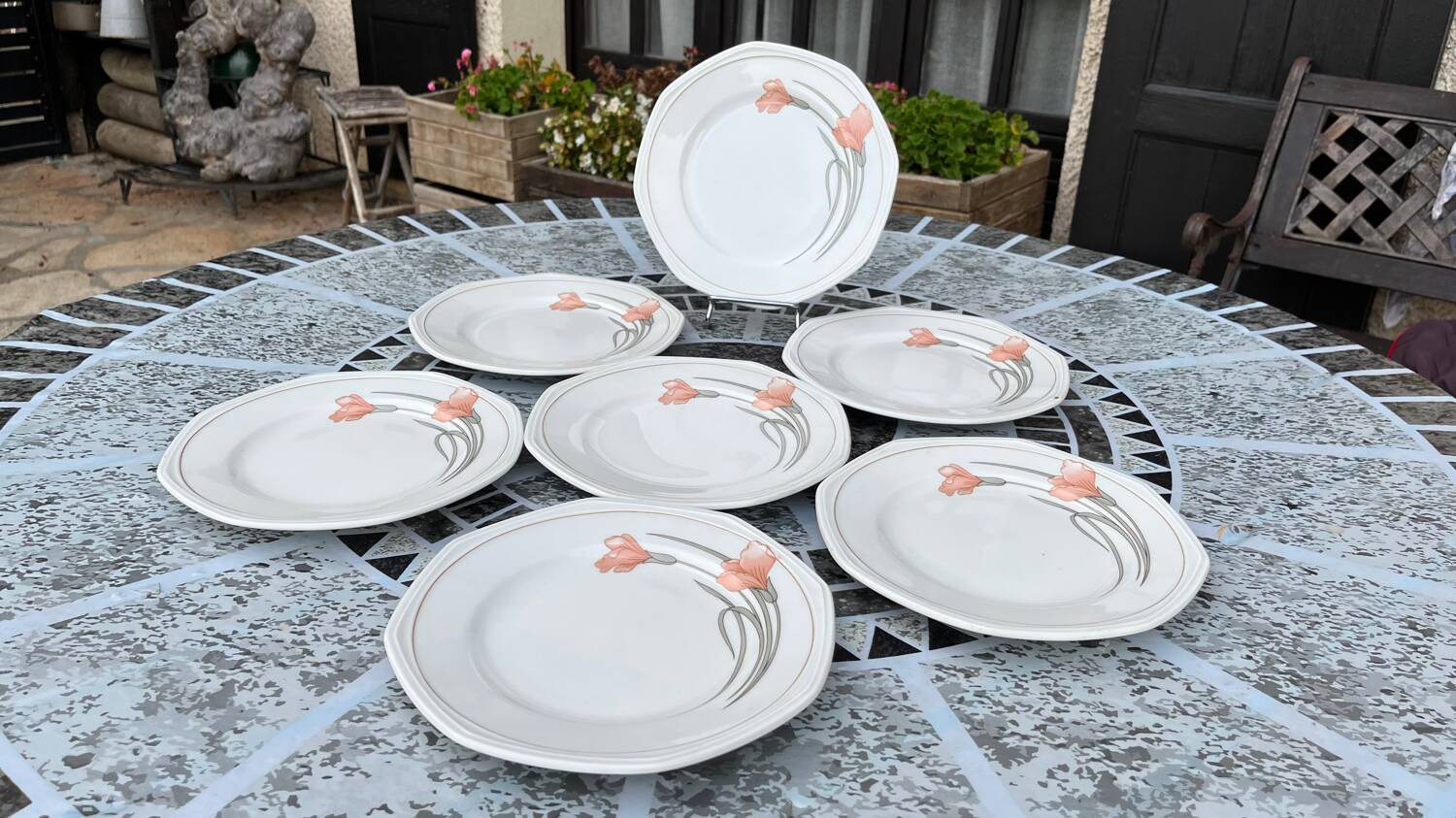 Lot de 7 assiettes  à dessert Shonwald