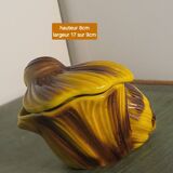Shell gravy boat