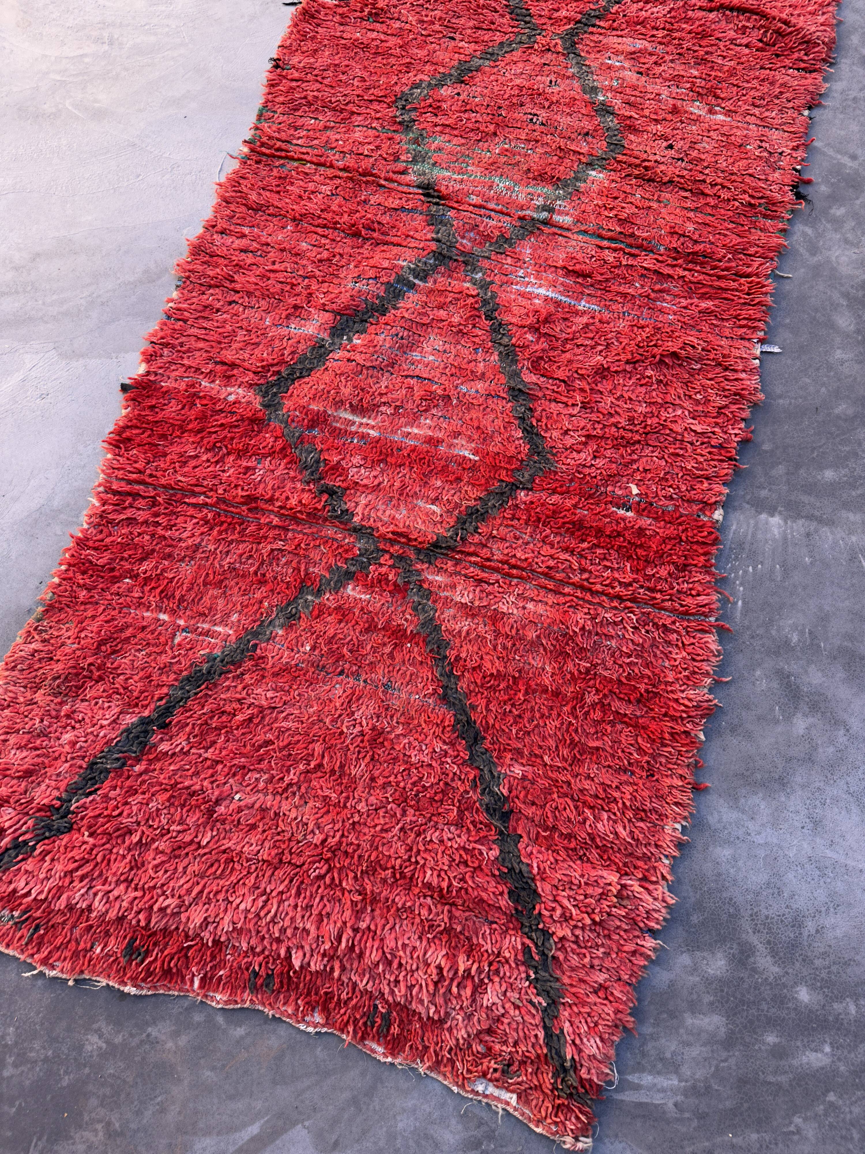 Red Boujad Moroccan rug - 100 x 229 cm