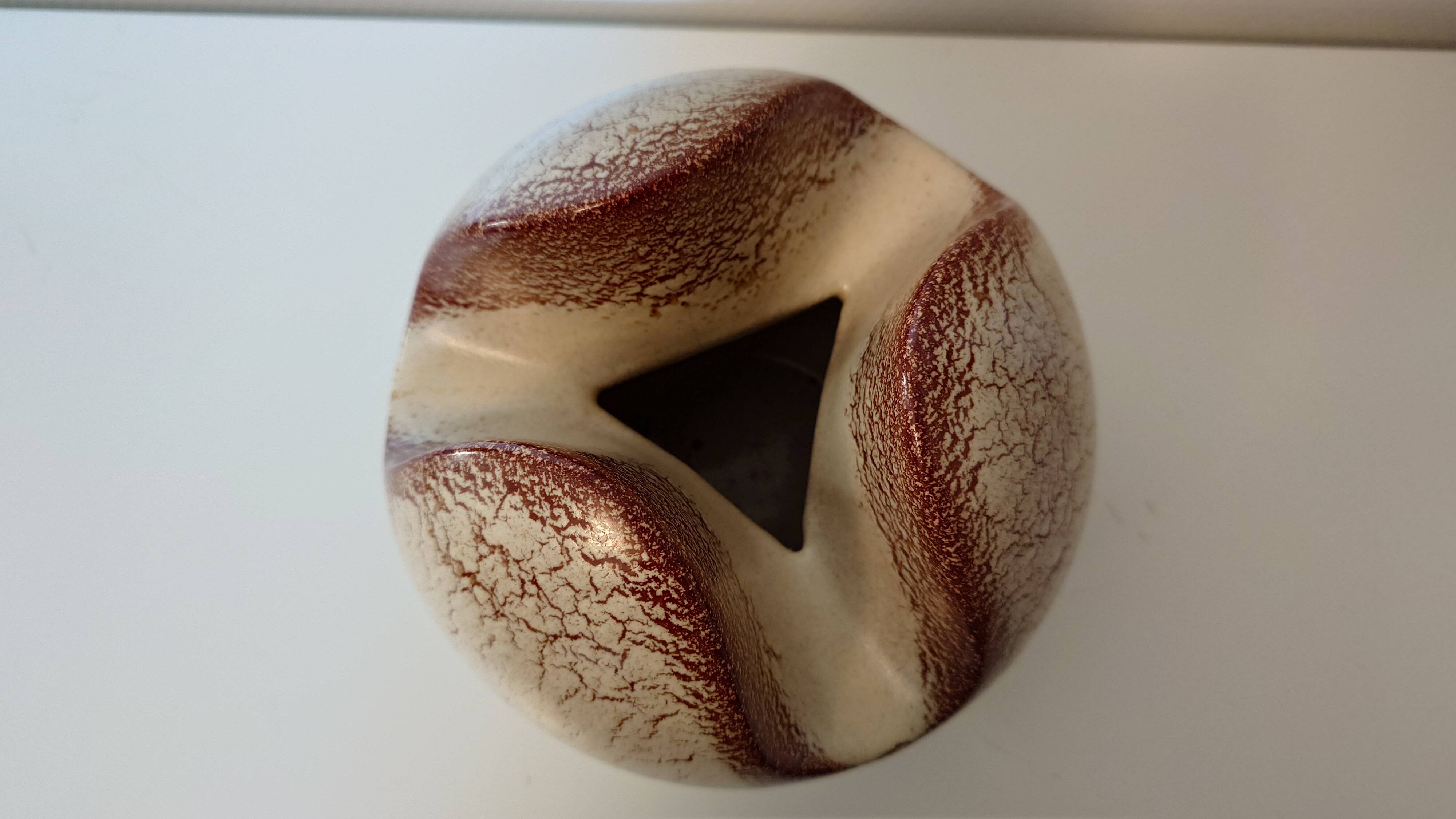 Bertoncello Ceramics Vase – Italian sculptural design – 1970s