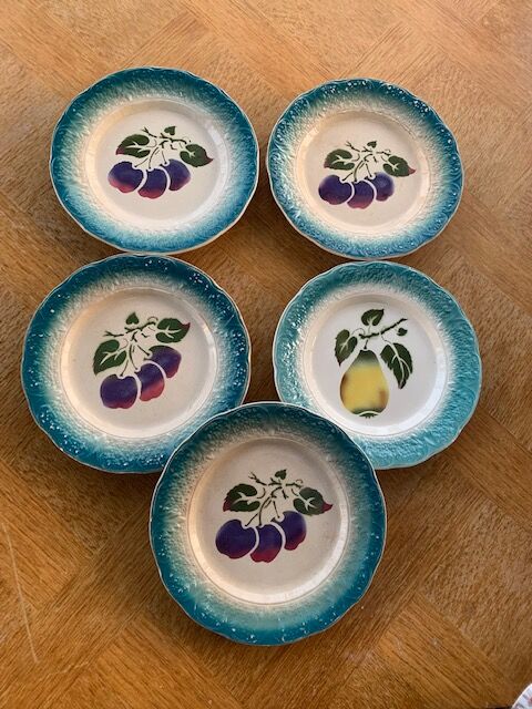 Lot de 5 assiettes en barbotine art deco estampillées Clairefontaine Graves LG